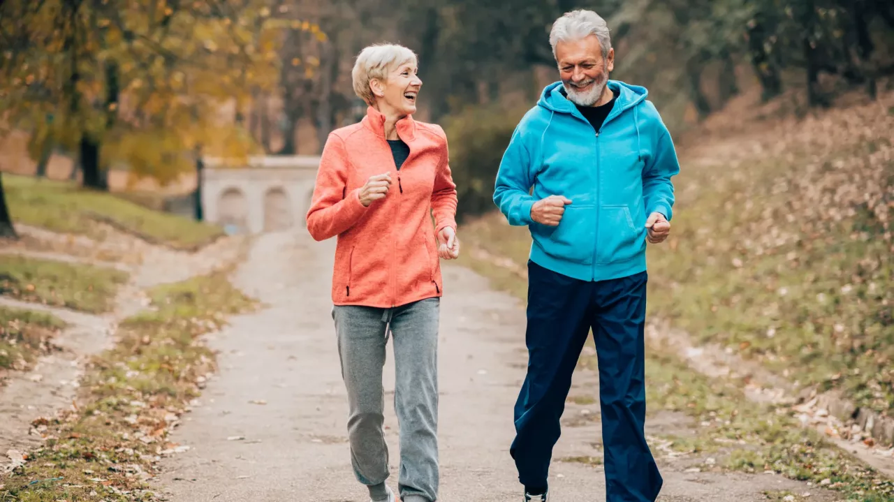 How to Recover Safely After Hip or Knee Replacement Surgery