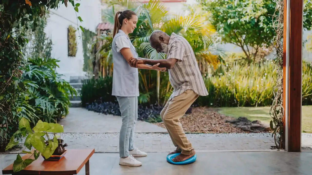 Why Physiotherapy Matters After Joint Replacement: Benefits for Recovery and Long-Term Mobility